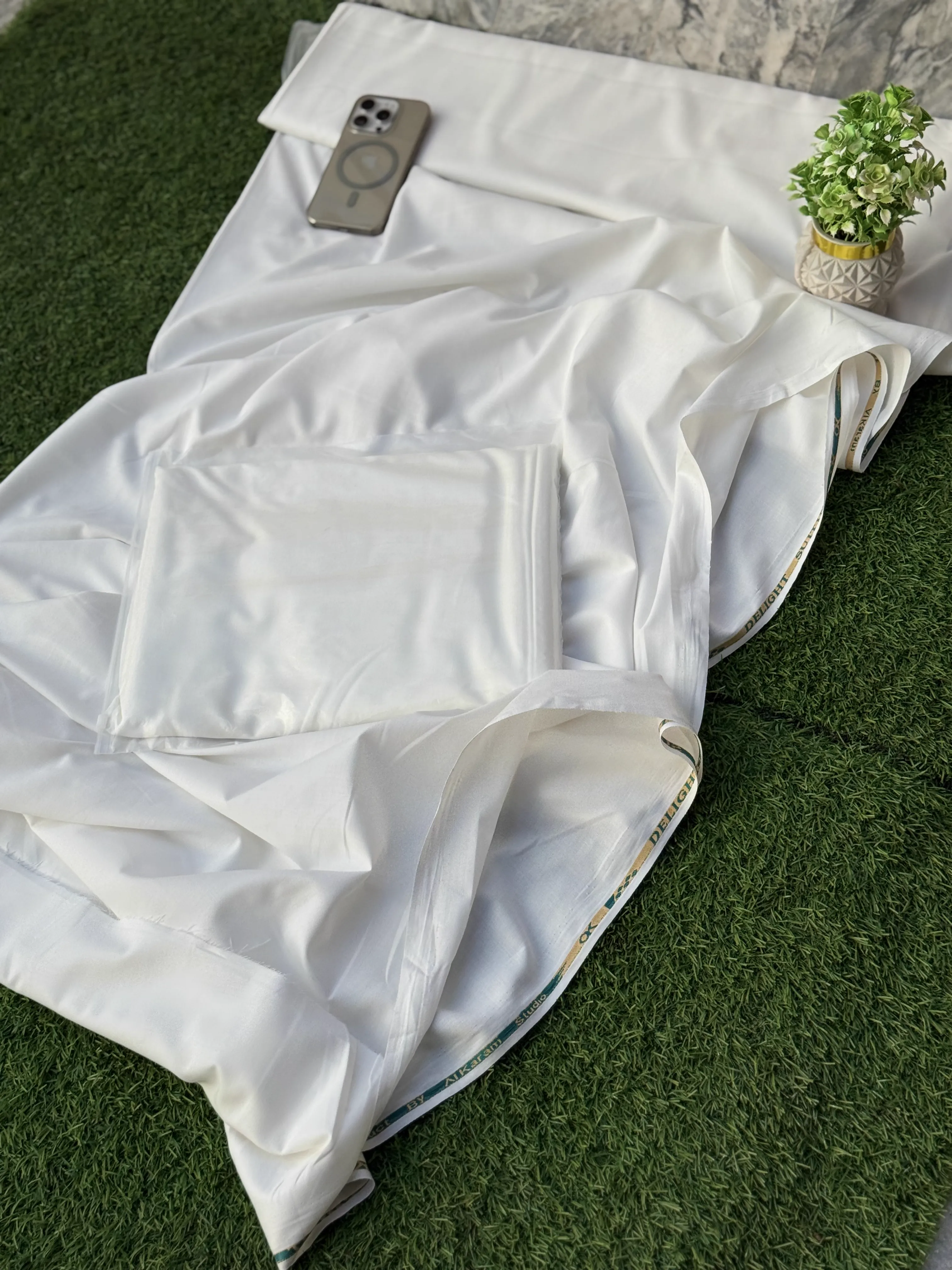 HZ Prestige Premium Wash N Wear Fabric – Pearl White